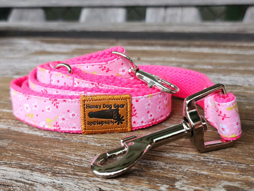 Pretty in Pink Dog Lead